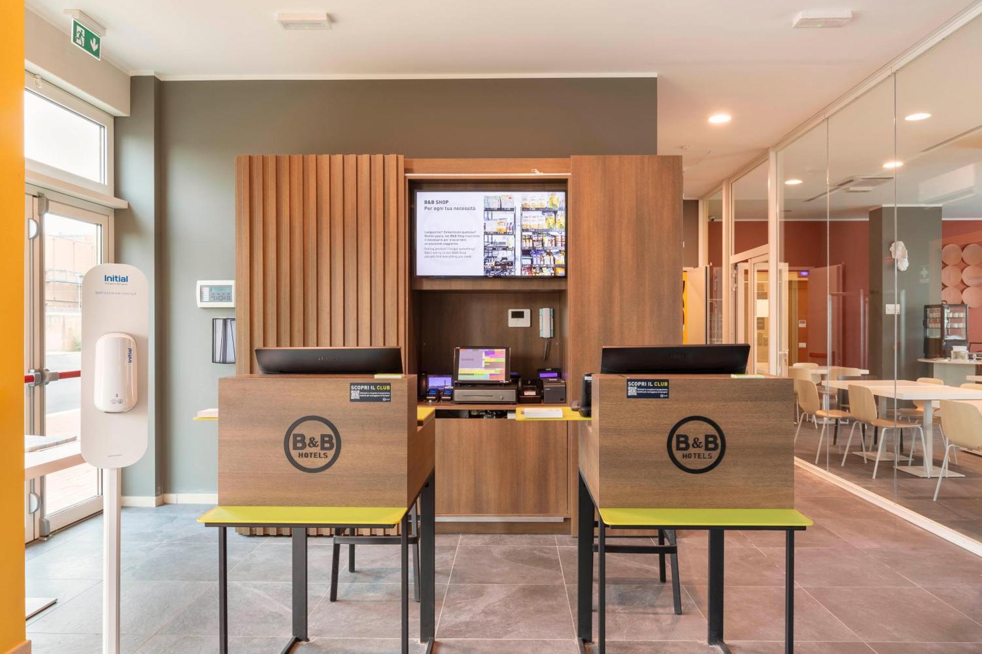 B&B Hotel Roma Fiumicino Aeroporto Fiera 2 Екстериор снимка